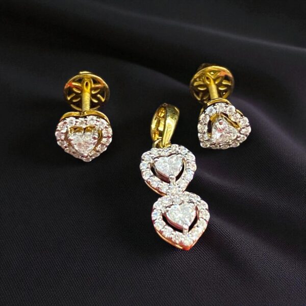 P-061 (14) 1.10 Cts Heart Round Shape Natural Diamonds Pendant Earrings Set 18K Yellow Gold