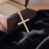 P-086 (8) Exquisite 0.20 Cts Round Brilliant F/VS1 Diamonds Unisex Cross Pendant 14K Gold