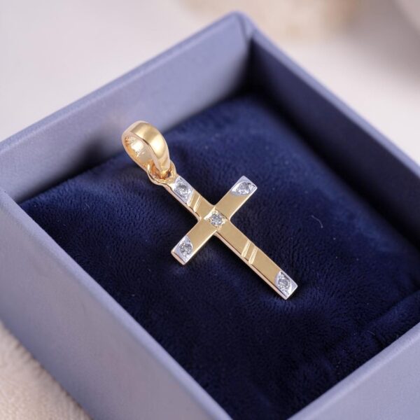 P-096 (6) Elegant 0.15 Cts Round Brilliant F/VS1 Diamonds Unisex Cross Pendant In 18K Gold
