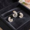 Pave 1.25 Cts Round Brilliant F/VS1 Diamonds Comma Pendant Earrings Set 18K Gold