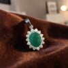 Dazzling 6.30 Cts Round Brilliant F/VS1 Diamonds Emerald Pendant 14K White Gold