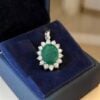 Dazzling 6.30 Cts Round Brilliant F/VS1 Diamonds Emerald Pendant 14K White Gold