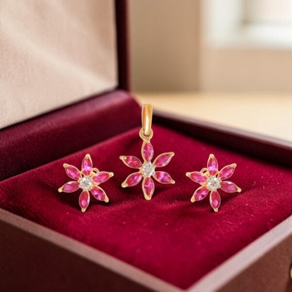 P-109 (8) 4.83 Ct Round Brilliant F/VS1 Diamonds Ruby Pendant Earrings Set 18K Yellow Gold