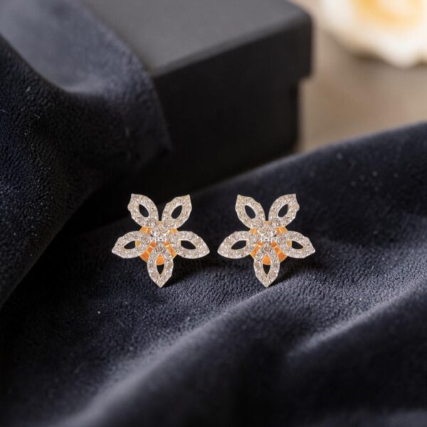 Pavé 2.35 Cts Round Brilliant F/VS1 Diamonds Floral Pendant Earrings In 14K Gold