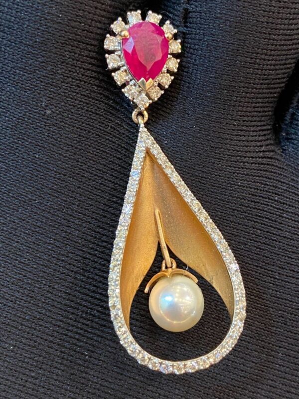 Pave 3.50 Carats Round Brilliant Natural Diamonds Ruby Pearl Pendant In 14K Gold
