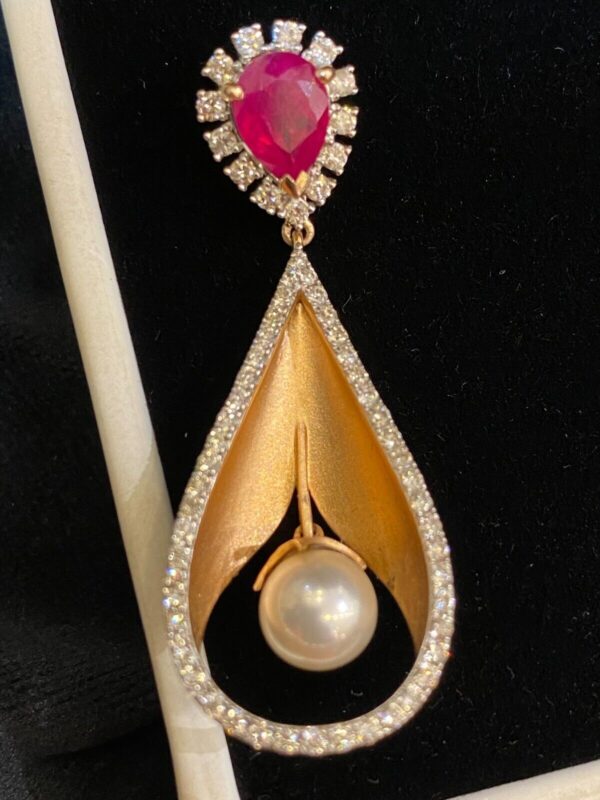 Pave 3.50 Carats Round Brilliant Natural Diamonds Ruby Pearl Pendant In 14K Gold