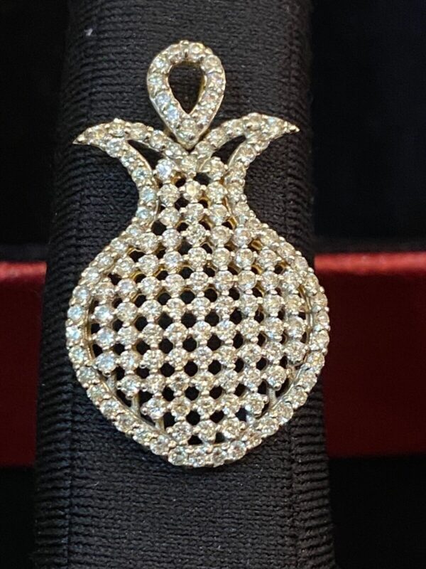 P-468 (1) Pave 1.58 Cts Round Brilliant Cut Diamonds Pendant In 585 Fine 14K Yellow Gold