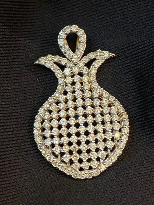 P-468 (8) Pave 1.58 Cts Round Brilliant Cut Diamonds Pendant In 585 Fine 14K Yellow Gold