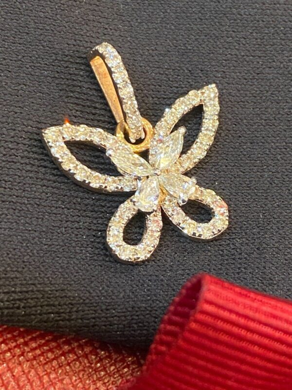 P-469 (4) Stunning 1.12 Cts Round Marquise Pear Cut Diamonds Butterfly Pendant In 14K Gold