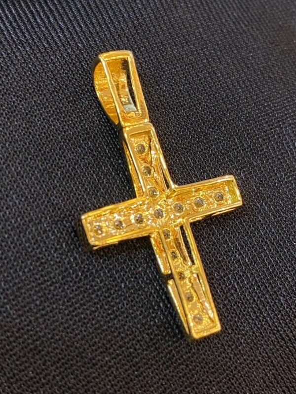 Pave 1.05 Cts Round Brilliant Cut Diamonds Unisex Channel Cross Pendant In 14K Gold
