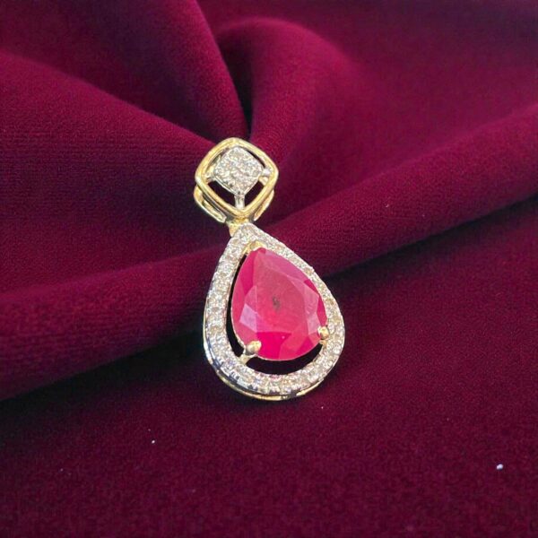 Pave 2.31 Cts Round Brilliant F/VS1 Diamonds Ruby Teardrop Pendant In 18K Gold