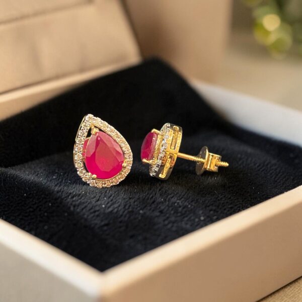 P-498-E (22) Pave 4.17 Cts Round Brilliant F/VS1 Diamonds Ruby Stud Earrings In Fine 18K Gold