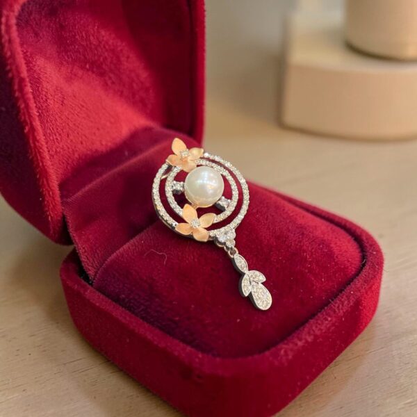 Pave 5.20 Cts Round Brilliant F/VS1 Diamonds Pearl Pendant in Fine 14K Rose Gold