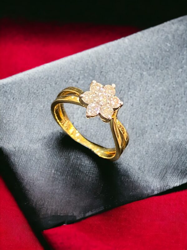0.35 Carats Round Brilliant Cut Diamonds Floral Anniversary Ring 18K Yellow Gold