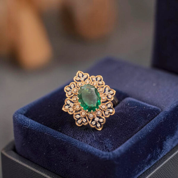R-201 (26) Stunning 5.35 Ct Round Brilliant F/VS1 Diamonds Emerald Party Ring 14K Rose Gold