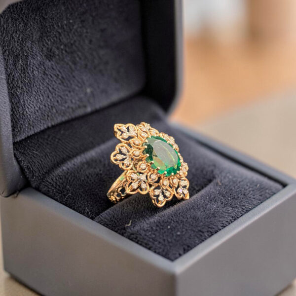 R-201 (27) Stunning 5.35 Ct Round Brilliant F/VS1 Diamonds Emerald Party Ring 14K Rose Gold