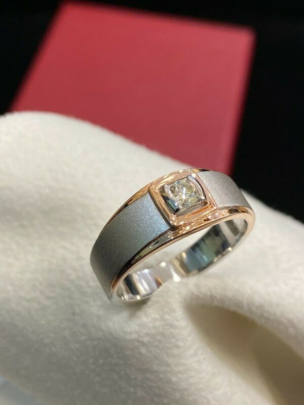 0.20 Cts Round Brilliant Cut Diamond Men's Anniversary Band Ring In 585 14K Gold