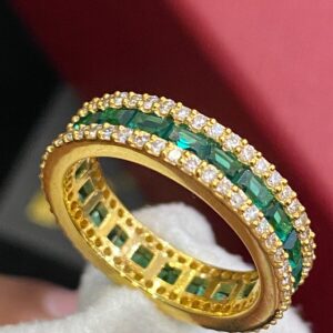 Pave 2.40 Cts Round Brilliant Cut Diamonds Emerald Wedding Band Ring In 14K Gold