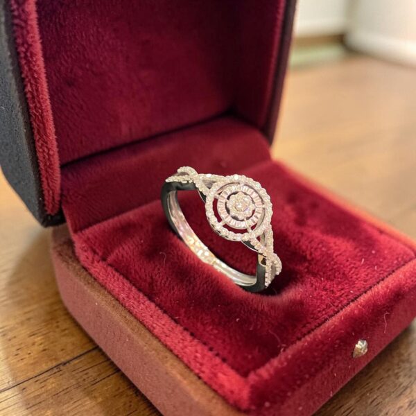 R-247-W (22) Pave 0.32 Carats Round Brilliant F/VS1 Diamonds Engagement Ring 14K White Gold