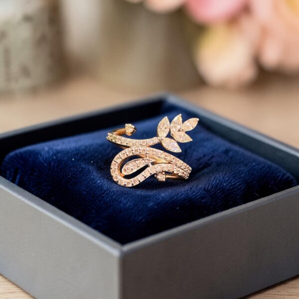Stunning 0.94 Cts Marquise Round F/VS1 Diamonds Cross Over Floral Ring 14K Gold