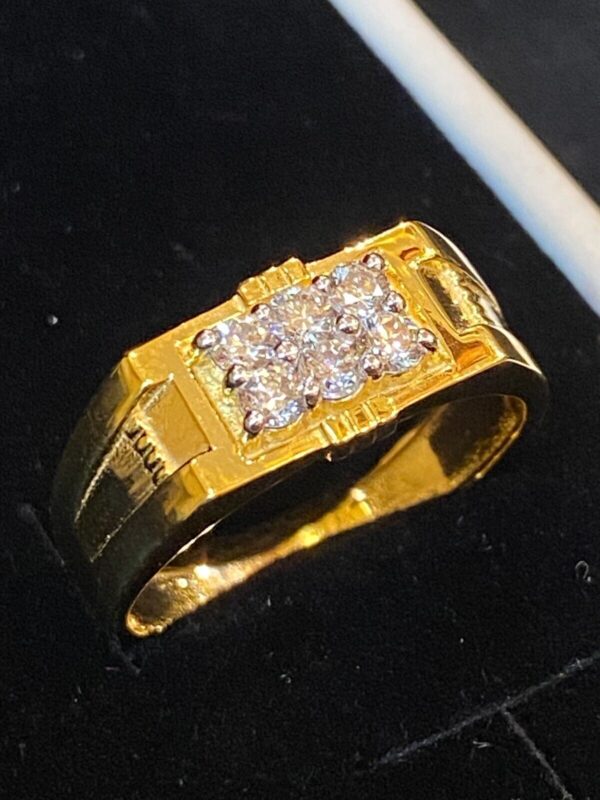 R-325 (7) 0.46 Cts Round Brilliant Cut Diamonds Six-Stone Men's Wedding Ring In 14K Gold