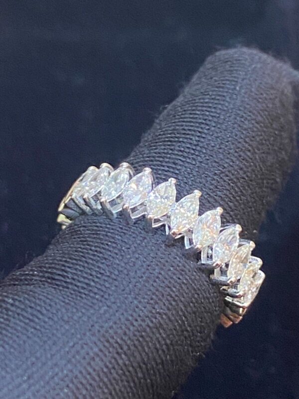 Stunning 1.19 Cts Marquise Shape Diamonds Engagement Band Ring In 585 14K Gold