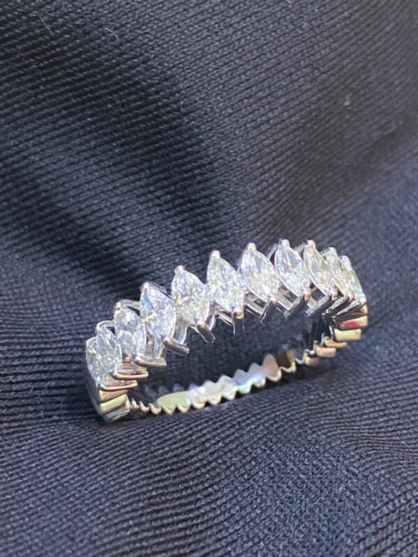 Stunning 1.19 Cts Marquise Shape Diamonds Engagement Band Ring In 585 14K Gold