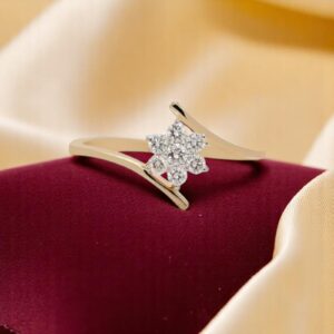 Pave 0.28 Carats F/VS1 Round Brilliant Cut Natural Diamonds Floral Ring 18K Gold