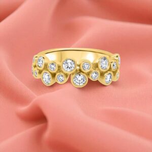 R-414 (8) Elegant 1.76 Cts Round Brilliant Cut F/VS1 Diamonds Scattered Ring in 14K Gold