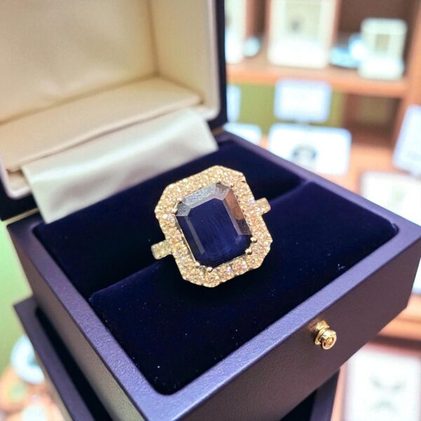 R-415 (29) Pave 5.74 Cts Round Brilliant Cut Diamonds Blue Sapphire Cocktail Ring 14K Gold