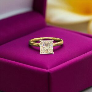 GIA Certified 1.50 Cts F/VS1 Princess Shape Diamond Solitaire Ring Fine 18K Gold