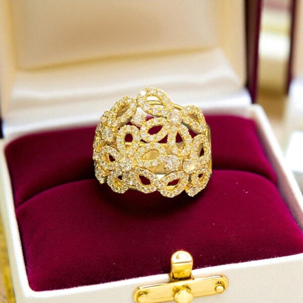 R-420 (27) Pave 2.40 Cts Round Brilliant Cut Diamonds Floral Cocktail Ring 14K Yellow Gold