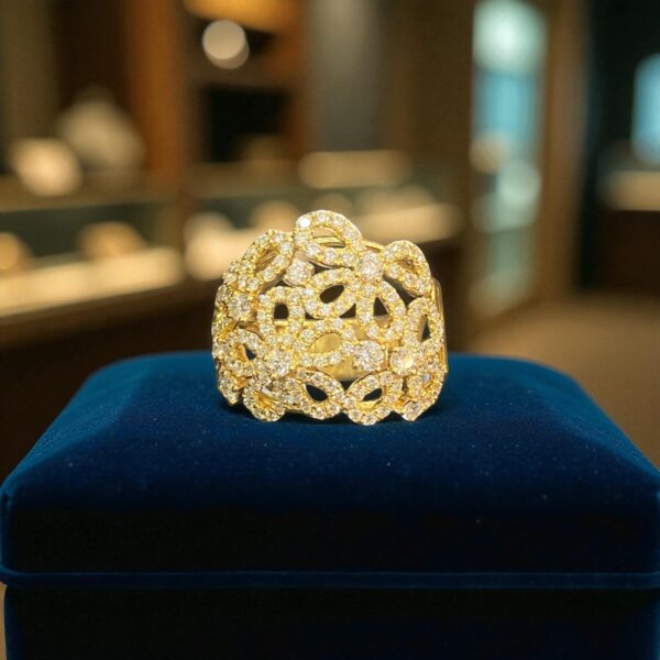 R-420 (28) Pave 2.40 Cts Round Brilliant Cut Diamonds Floral Cocktail Ring 14K Yellow Gold