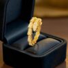 Pave 0.85 Cts Round Brilliant Cut F/VS1 Diamonds Serpentine Unisex Ring in 14K Gold