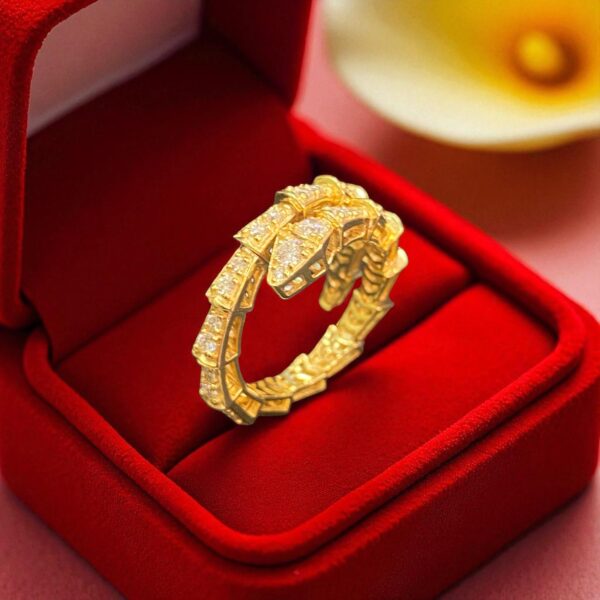 Pave 0.85 Cts Round Brilliant Cut F/VS1 Diamonds Serpentine Unisex Ring in 14K Gold
