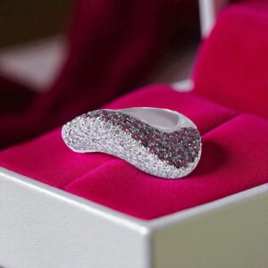 Stunning 2.55 Cts F/VS1 Round Brilliant Cut Diamonds Ruby Cocktail Ring 18K Gold
