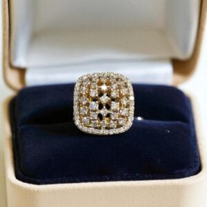 R-433 (17) Exquisite 1.36 Cts Round Brilliant Cut F/VS1 Diamonds Engagement Ring 14K Gold