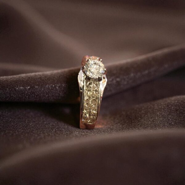 GIA Certified 1.40 Cts Round Princess Cut F/VS1 Diamonds Solitaire Ring 14K Gold
