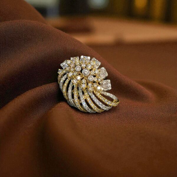 Beautiful 2.41 Cts Round Baguette Shape Natural Diamonds Cocktail Ring 14K Gold
