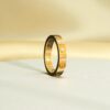 R-466 (21) 0.03 Cts Round Brilliant Cut F/VS1 Diamond Unisex Love Screw Band Ring 18K Gold