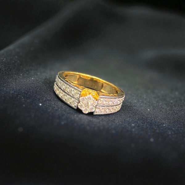 Pave 0.90 Cts Round Brilliant Cut F/VS1 Diamonds Engagement Ring 18K Yellow Gold