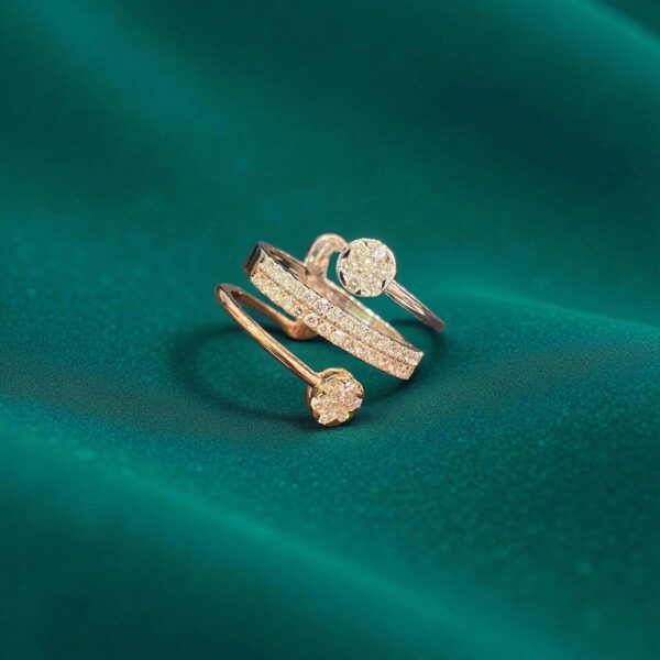 R-472 (26) Stunning 0.94 Cts Round Brilliant Cut F/VS1 Diamonds Engagement Ring In 14K Gold