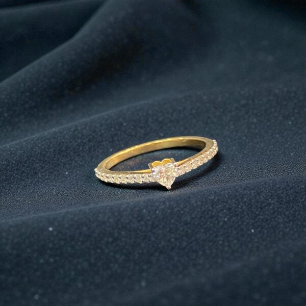 R-476 (26) Pave 0.37 Cts Heart Round Shape F/VS1 Diamonds Engagement Ring 18K Yellow Gold
