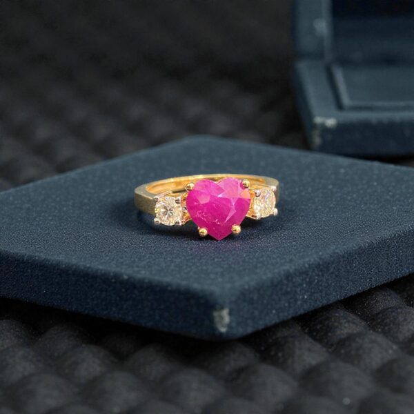 2.90 Cts Round Brilliant F/VS1 Diamonds Ruby Three-Stone Ring 18K Gold