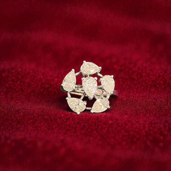 Stunning 3.30 Cts Pear Shape F/VS1 Natural Diamonds Wedding Ring 14K White Gold