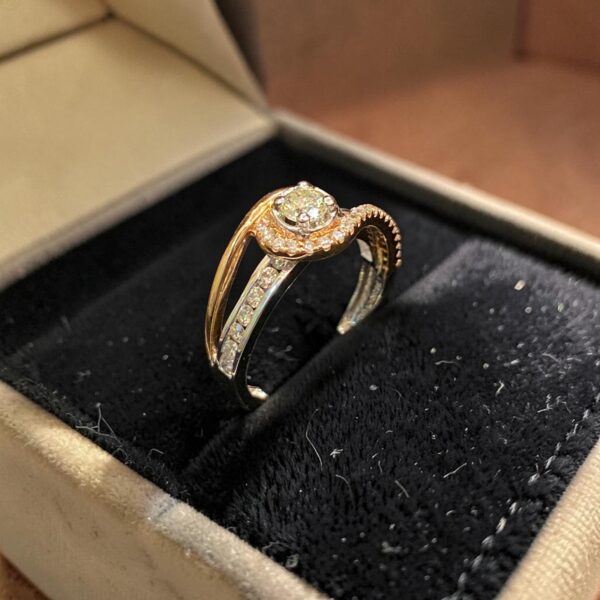 0.75 Cts Round Brilliant F/VS1 GIA Certified Diamonds Wedding Band Ring 14K Gold
