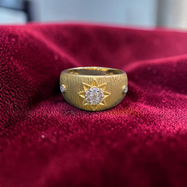 Classy 0.28 Cts Round Brilliant F/VS1 Diamonds Unisex Wedding Band Ring 14K Gold