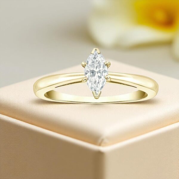 GIA Certified 0.75 Carats F/VS1 Marquise Shape Diamond Engagement Ring 18K Yellow Gold