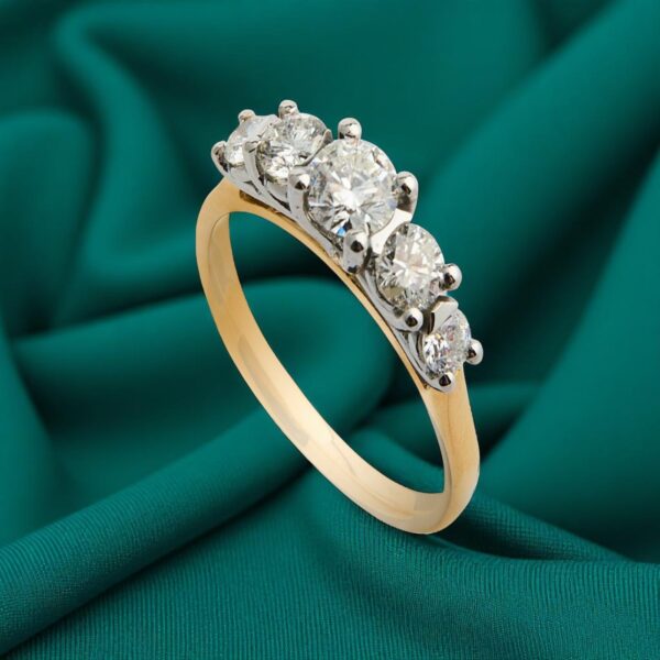 Stunning 1.40 Cts Round Brilliant Cut Diamonds 5-Stone Anniversary Ring 14K Gold