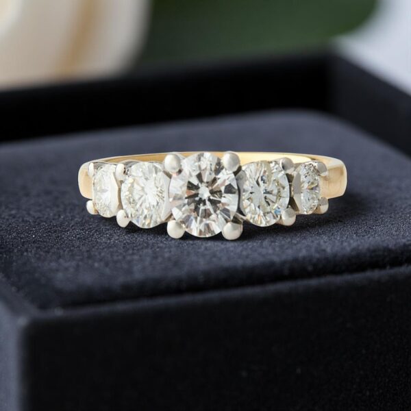 Stunning 1.40 Cts Round Brilliant Cut Diamonds 5-Stone Anniversary Ring 14K Gold